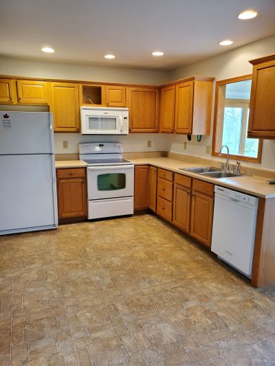 714 Kitchen