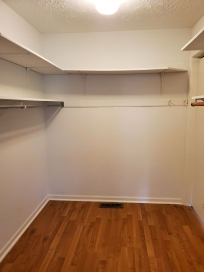 304 closet