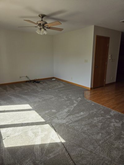 701 Livingroom